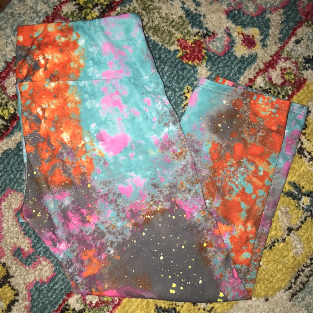 Onzie Cropped Galaxy Legging